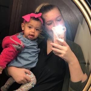 Meet your Posher, Marisa